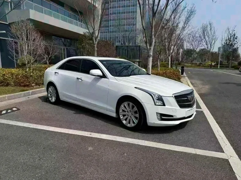 凯迪拉克ATS-L 正面外观三