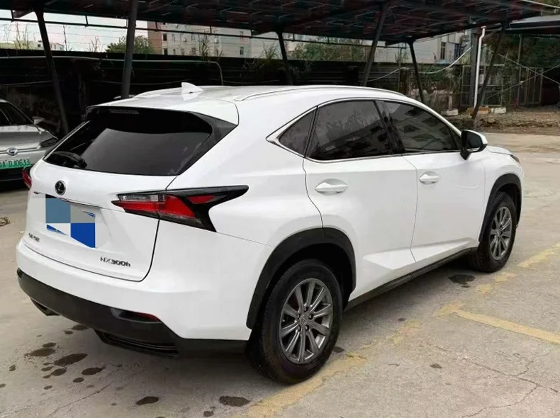 雷克萨斯NX 内饰后排