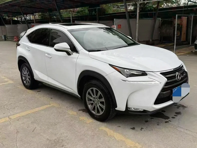 雷克萨斯NX 正面外观二