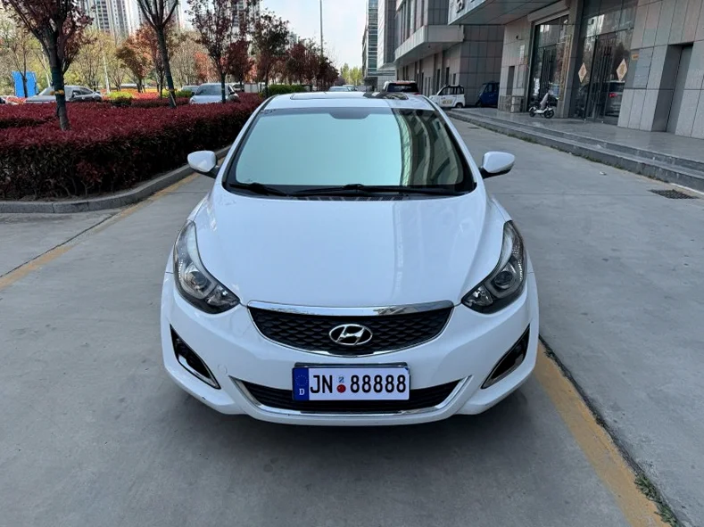 17年现代朗动1.6L领先型