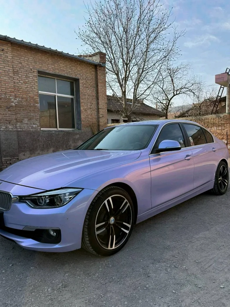 宝马3系 正面外观三