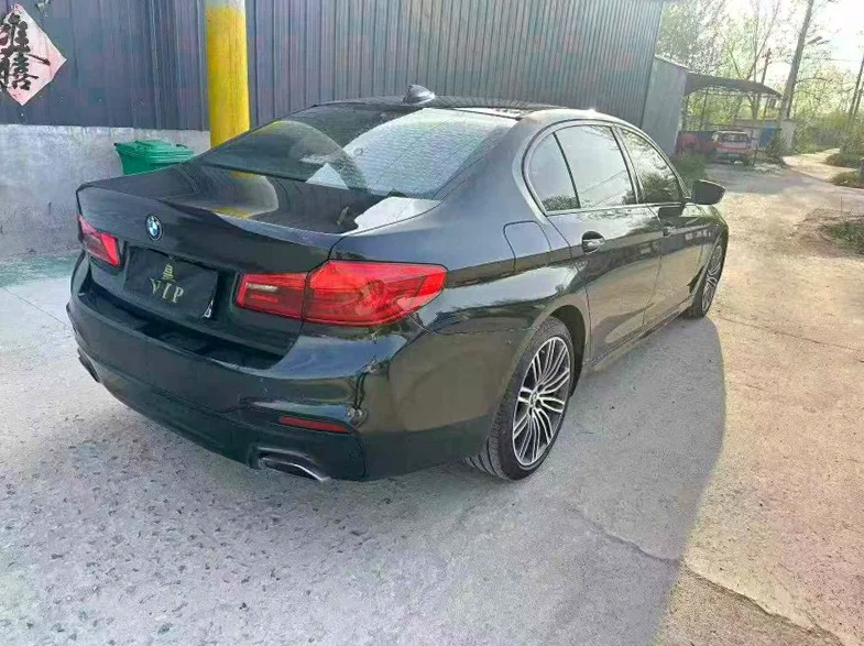 宝马5系 内饰前排