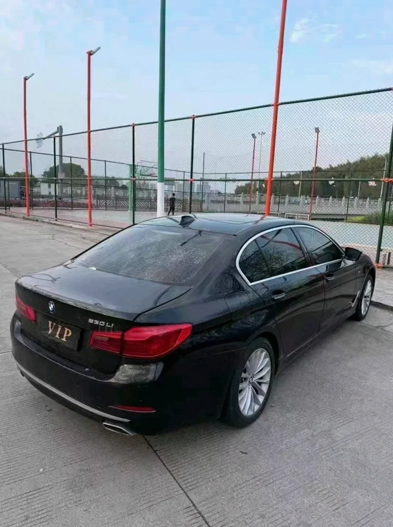 宝马5系 内饰后排