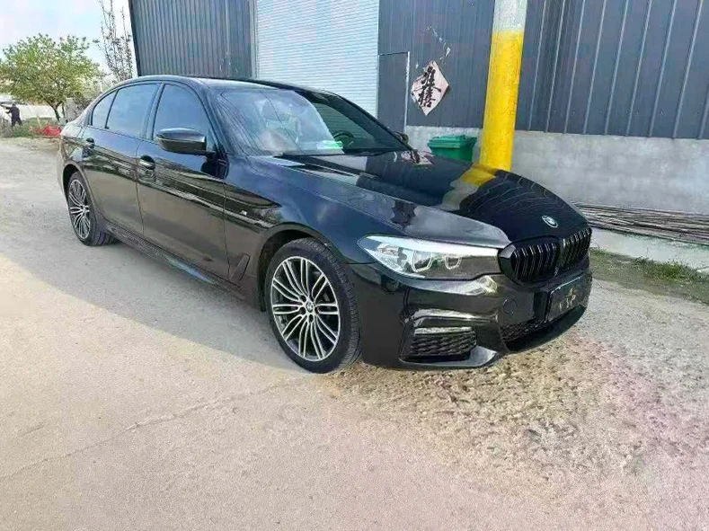 宝马5系 正面外观二