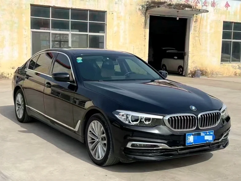 宝马5系 正面外观二