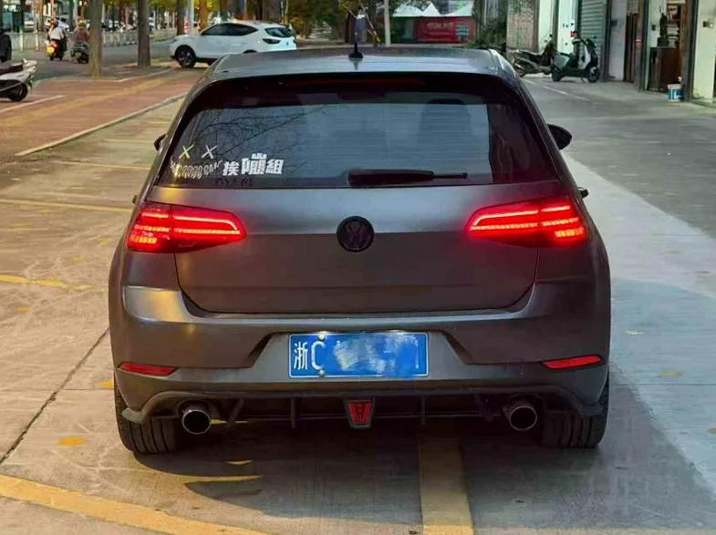 大众高尔夫 驾驶室