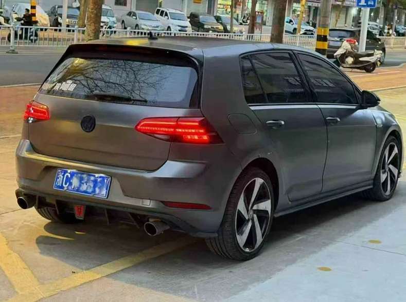 大众高尔夫 内饰后排