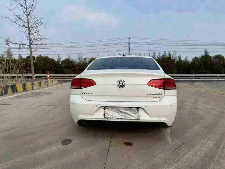 大众凌渡 后面外观三