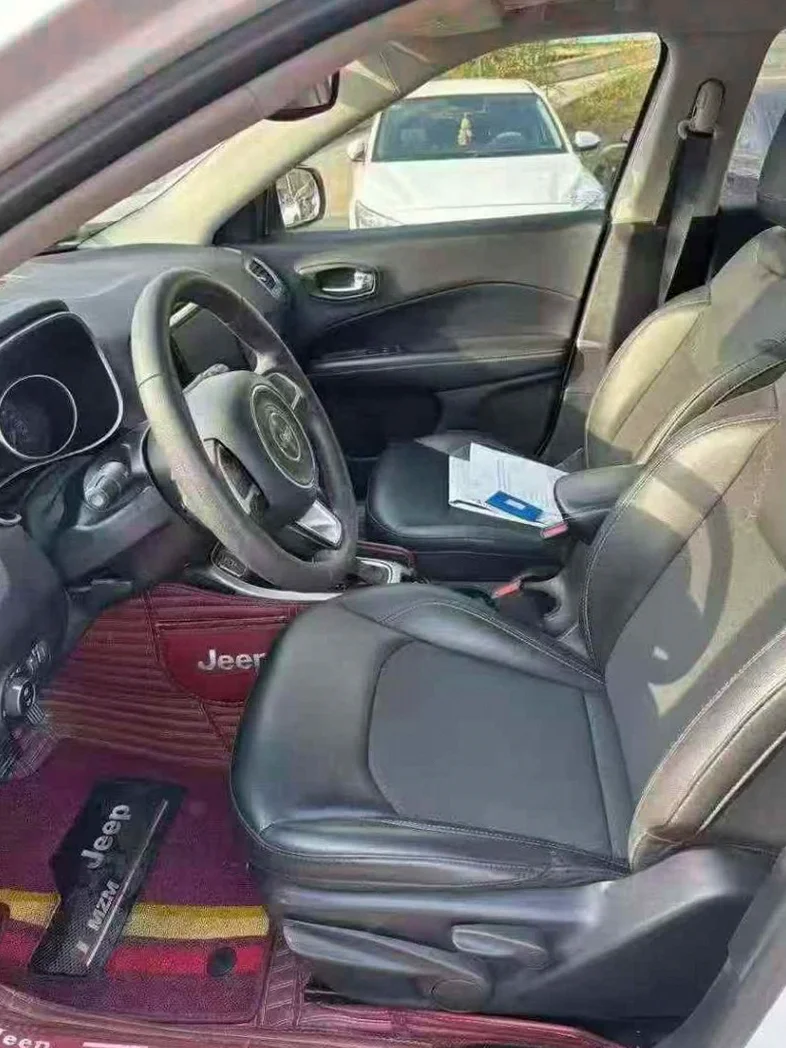 Jeep指南者 正面外观三