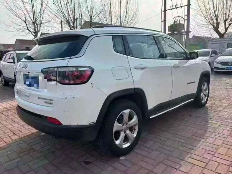 Jeep指南者 后面外观二