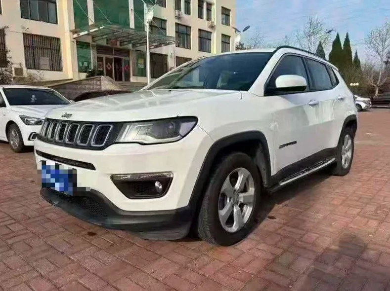Jeep指南者 正面外观二