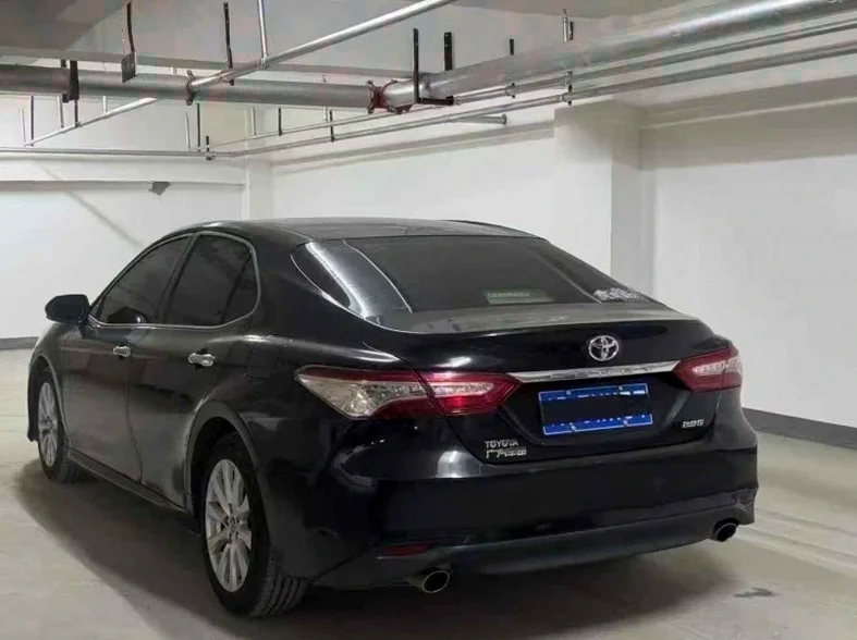 丰田凯美瑞 内饰后排