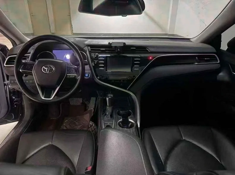 丰田凯美瑞 后面外观一