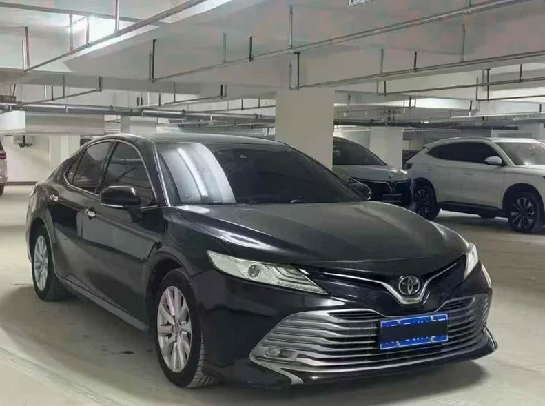 丰田凯美瑞 正面外观三