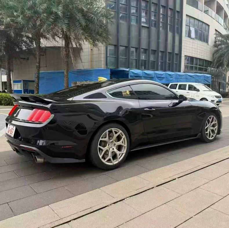 福特野马 内饰前排