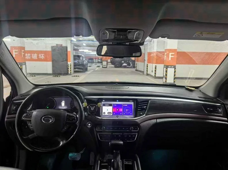 传祺GS8 后面外观一