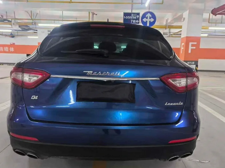 玛莎拉蒂Levante 内饰后排