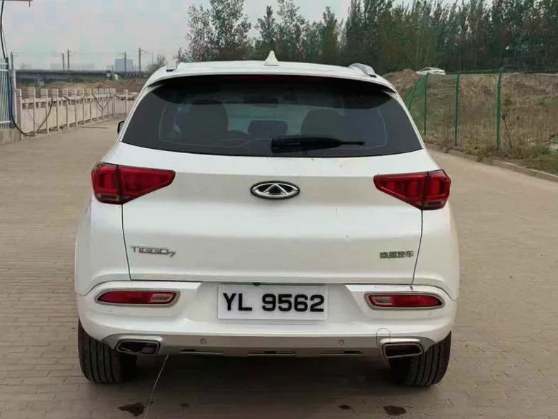 奇瑞瑞虎 驾驶室