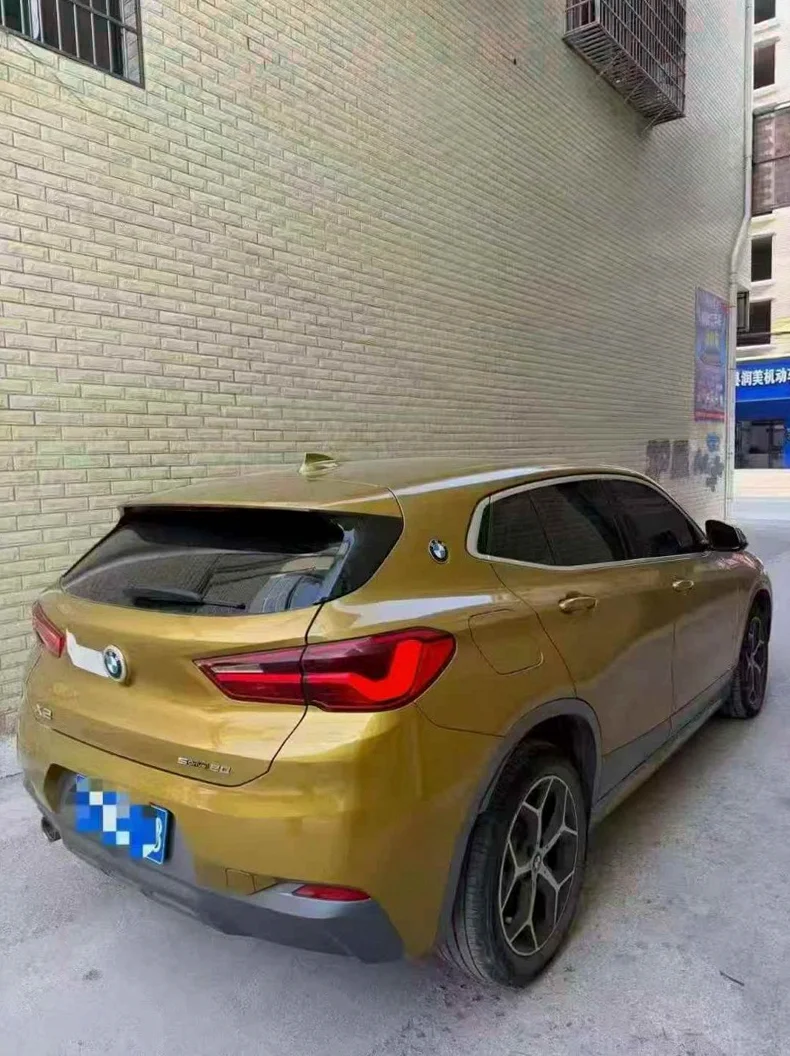 宝马X2 内饰后排