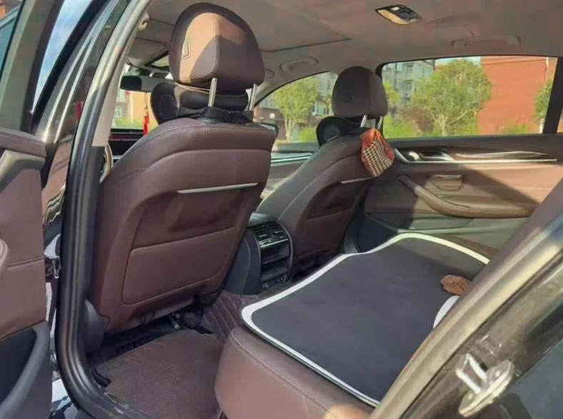 宝马5系 内饰前排