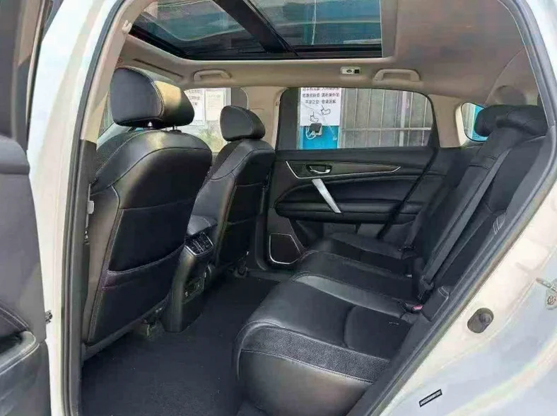 本田冠道 后面外观二