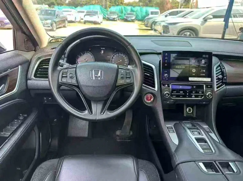 本田冠道 正面外观三