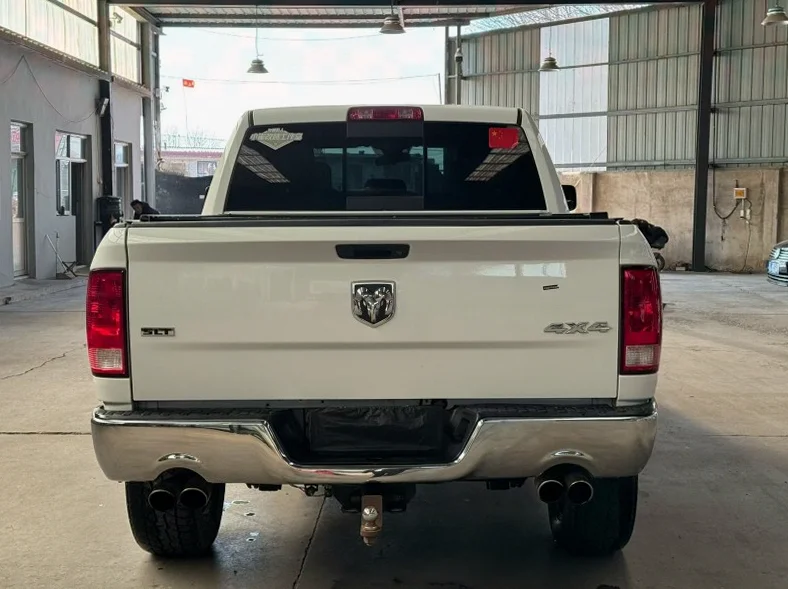 道奇公羊 正面外观三