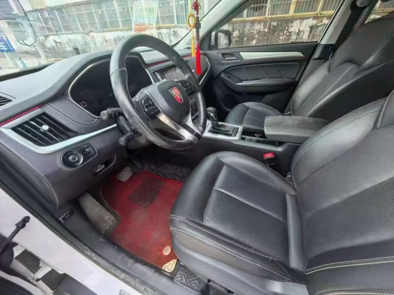 荣威ERX5 后面外观一