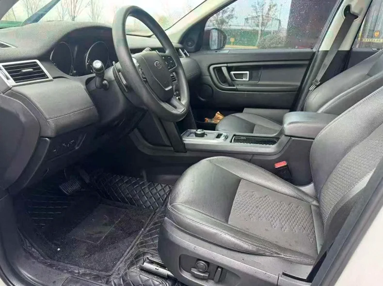 路虎发现神行 后面外观三