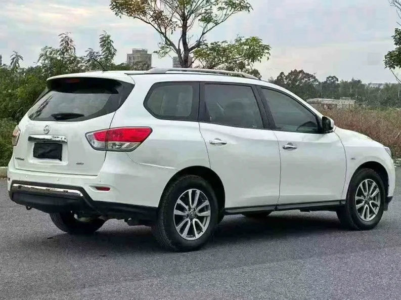 日产探路者 后面外观三