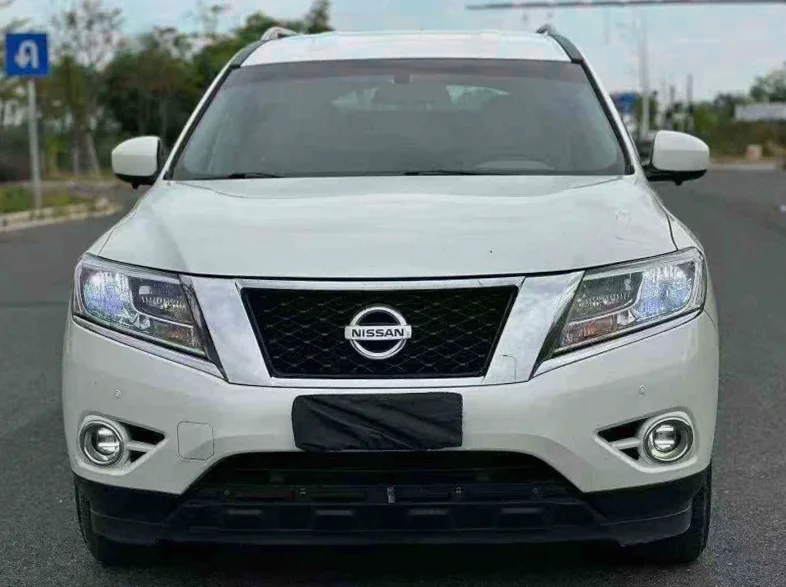 19年日产探路者3.5L四驱七座高配