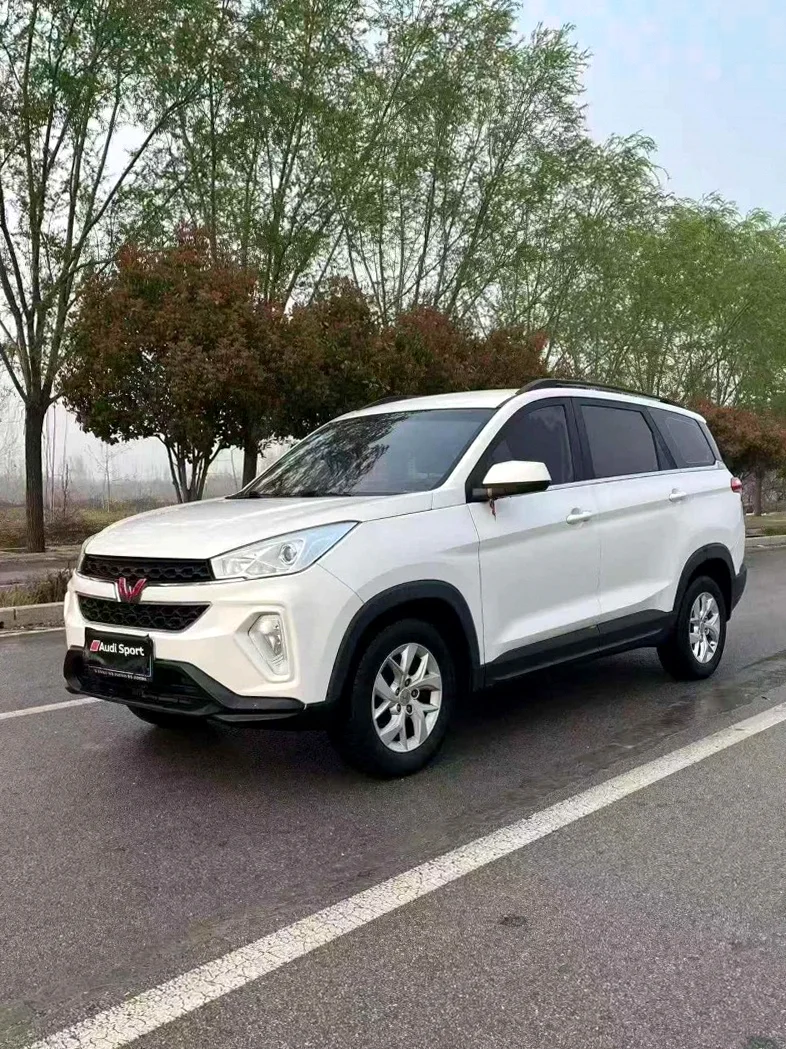 五菱汽车宏光 正面外观三