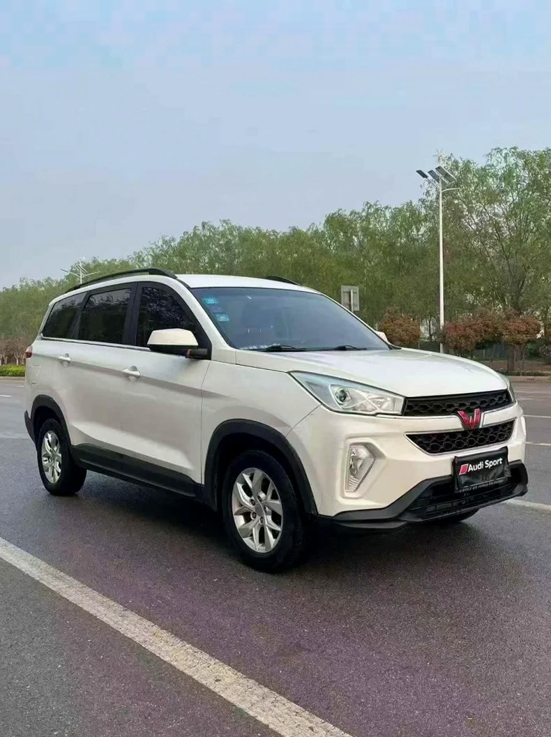 五菱汽车宏光 正面外观二