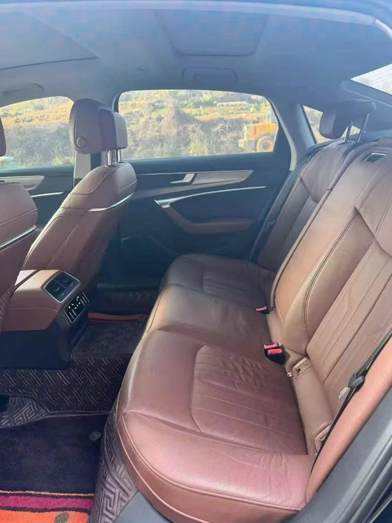 奥迪A6L 后面外观二