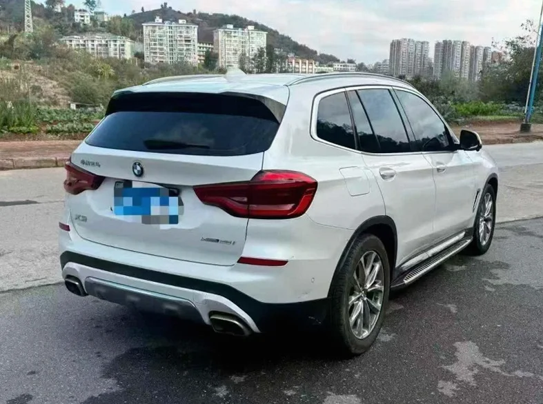 宝马X3 内饰后排