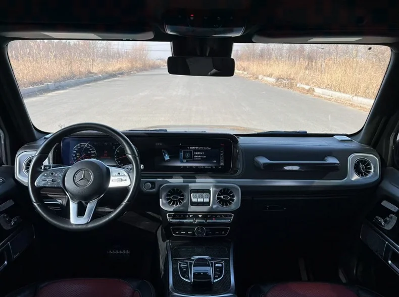 奔驰G 后面外观二