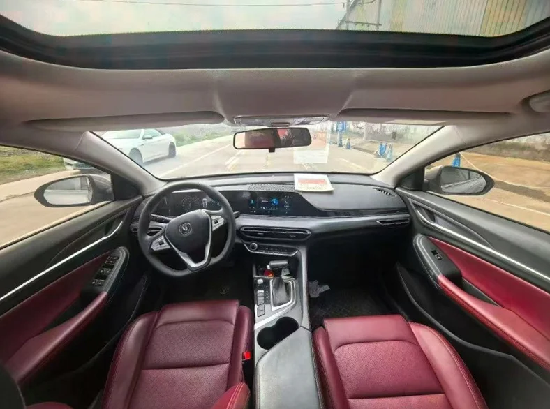 长安汽车逸动 后面外观三