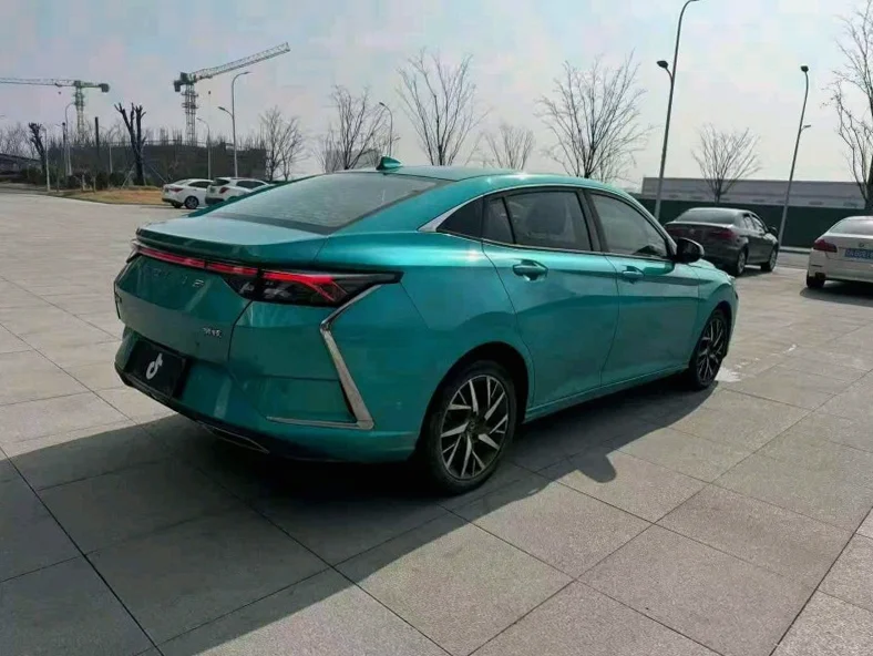 东风奕炫 内饰后排