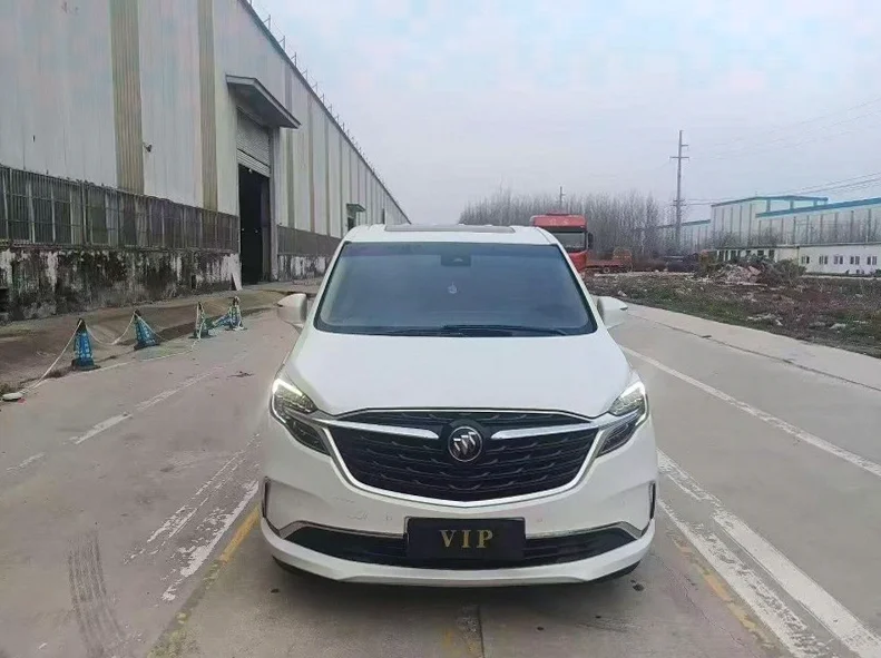 20年别克GL8 ES陆尊2.0T尊享型