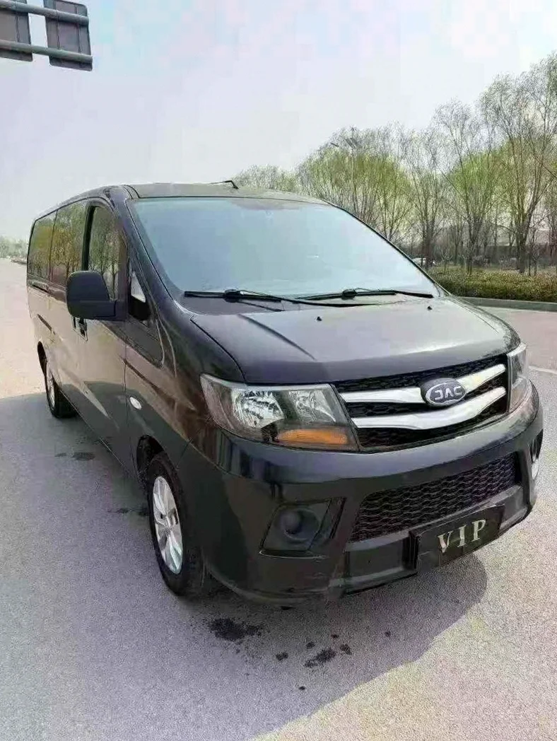 江淮瑞风 正面外观三