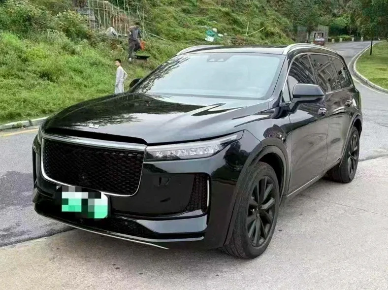 理想ONE 正面外观三