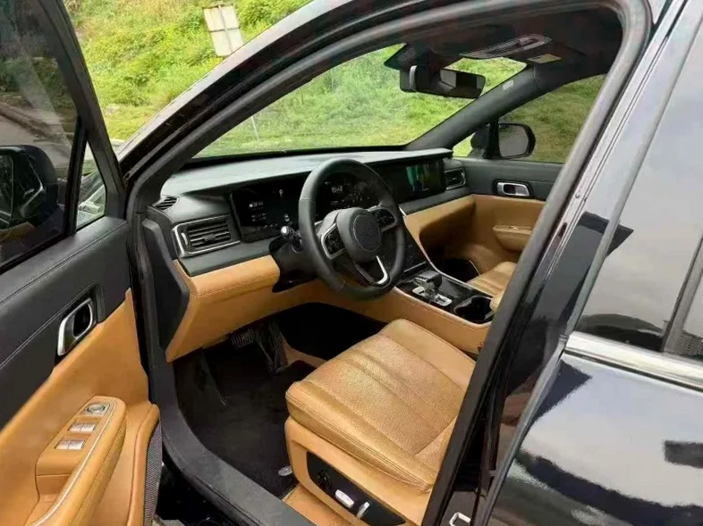 理想ONE 后面外观一