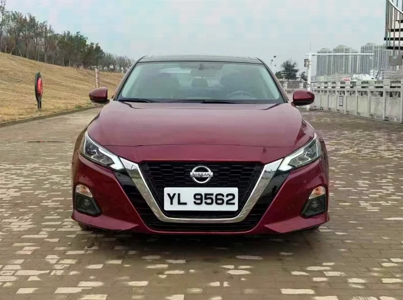 20年日产天籁2.0L