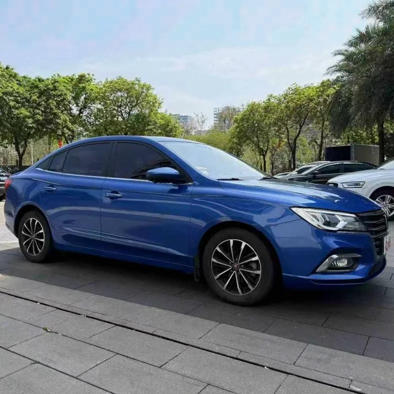 荣威i5 正面外观二