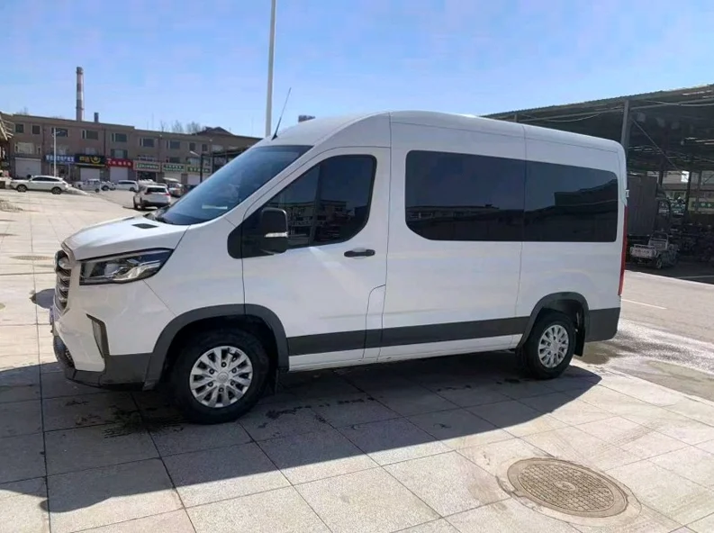 大通V90 后面外观二