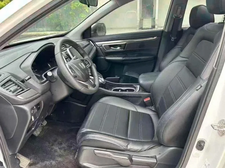 本田皓影 后面外观一