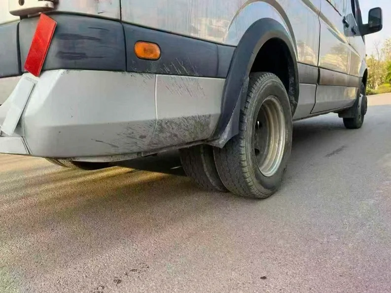 福田图雅诺 内饰前排