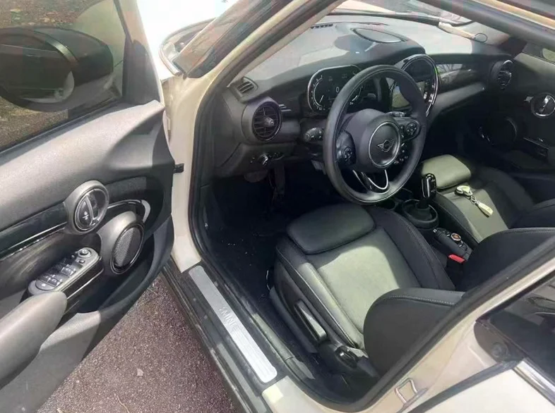 MINICooper 后面外观二