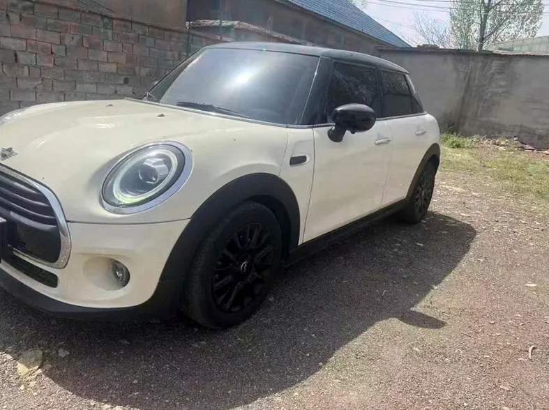 MINICooper 正面外观三