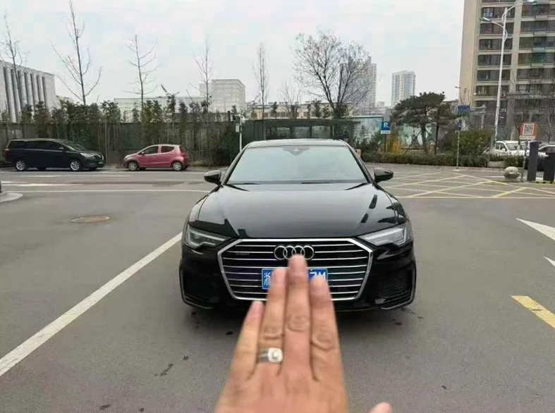 22年奥迪A6L 2.0T45四驱尊享动感型